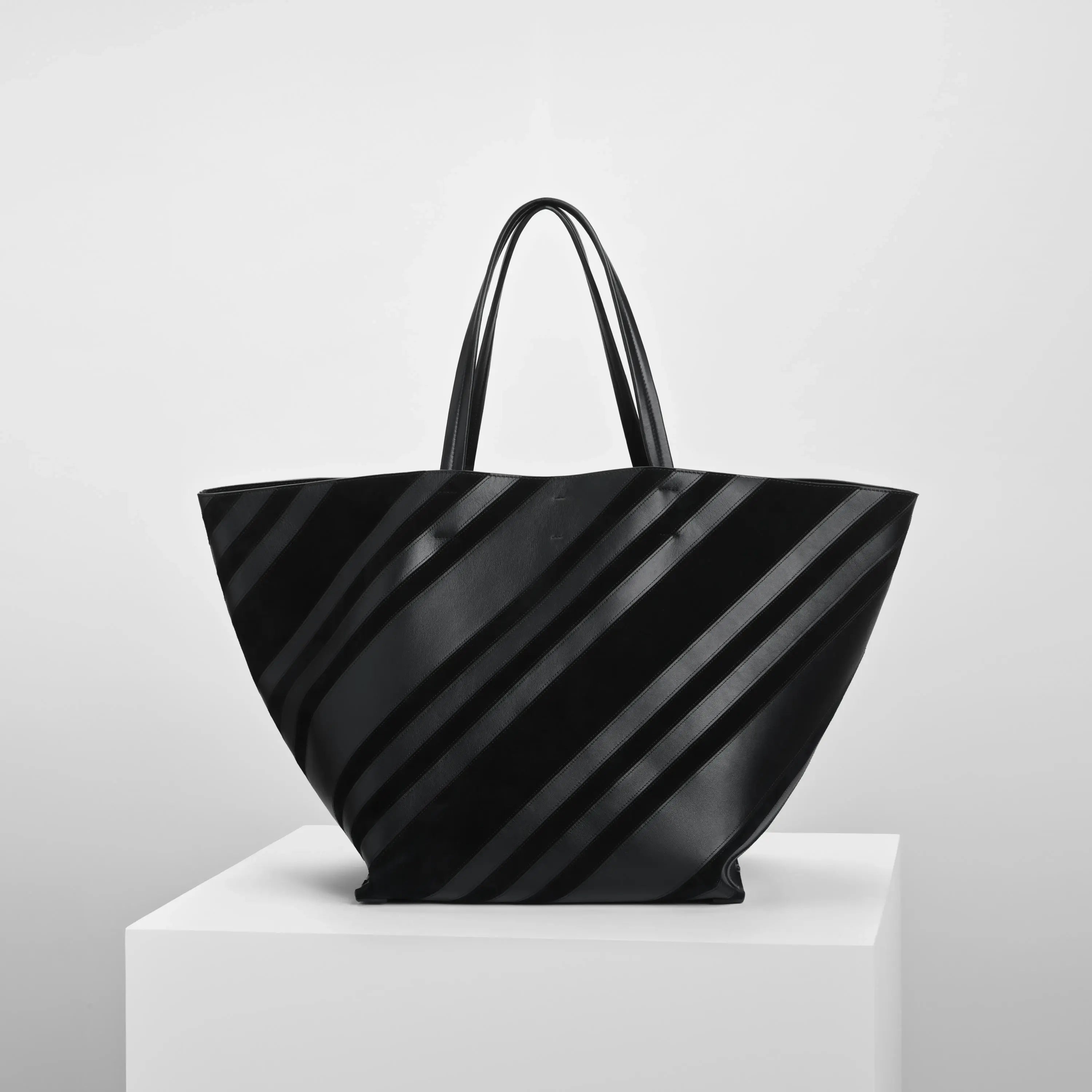 PHOEBE PHILO | BASKET CABAS | BLACK LEATHER AND SUEDE WITH SILVER