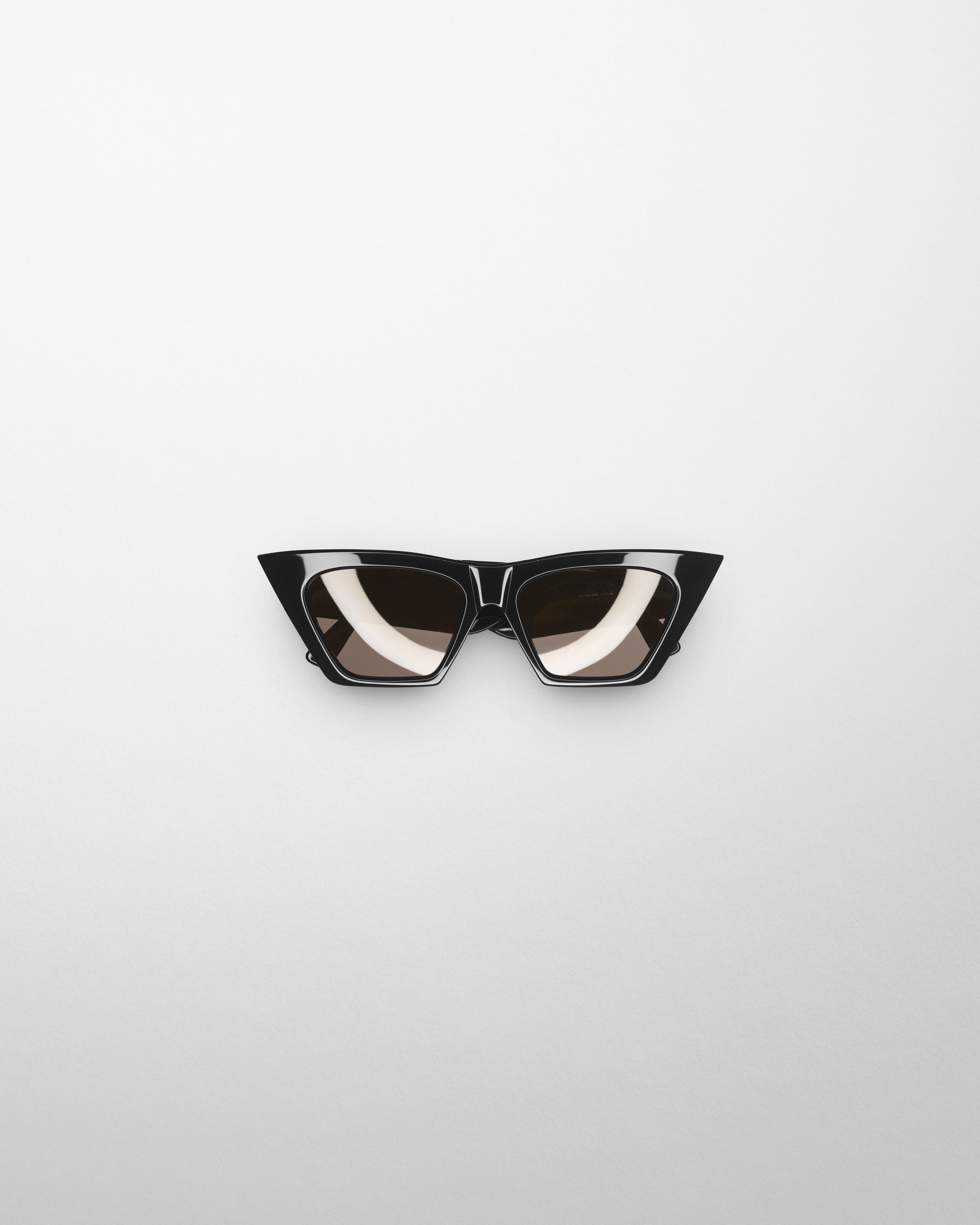 新品　箱付き　PHOEBE PHILO ピークサングラス ブラック　黒 PHOEBE PHILO | PEAK SUNGLASSES | black acetate