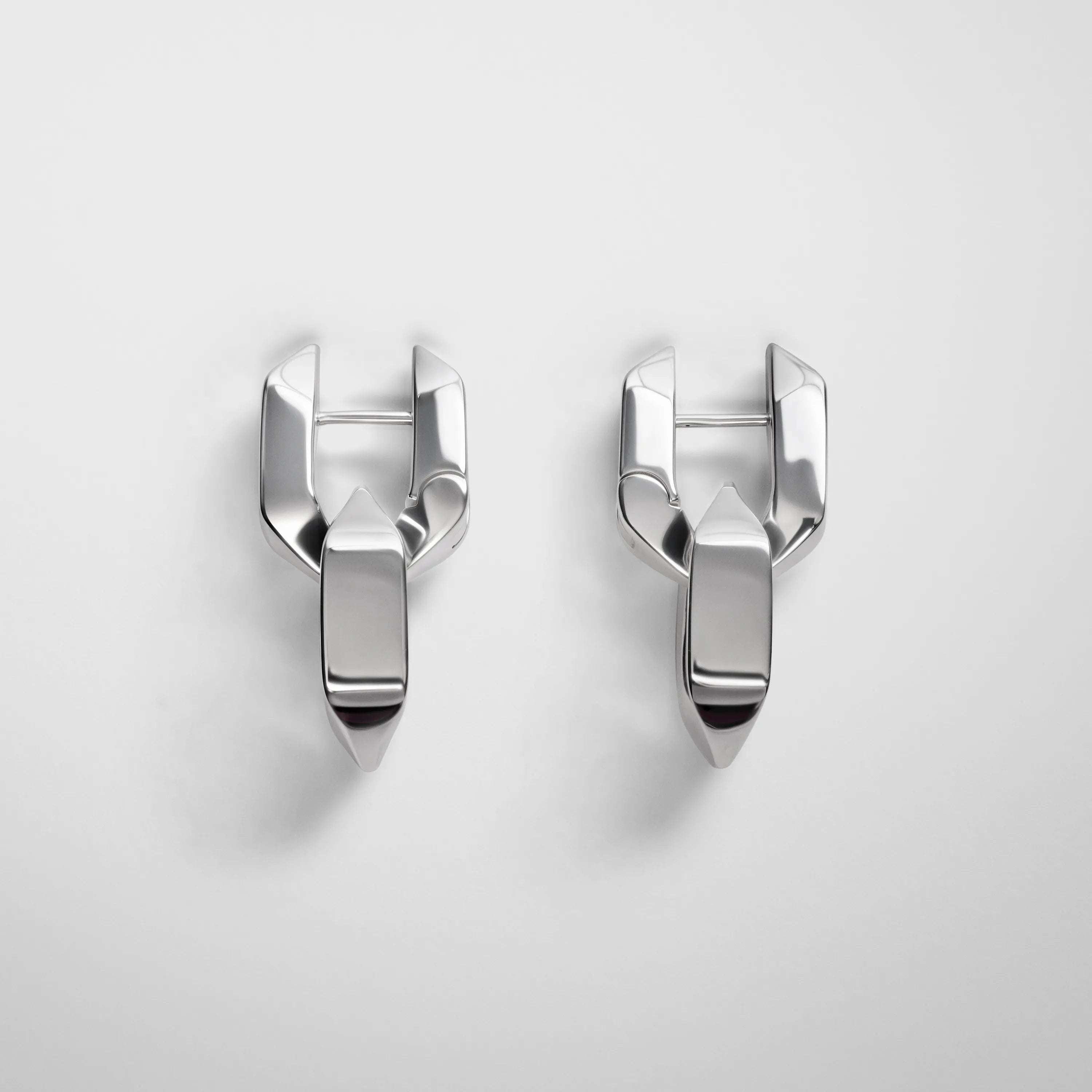 ギフトに【PHOEBE PHILO】チェーンリンク ピアス PHOEBE PHILO | CHAIN LINK EARRINGS | STERLING SILVER