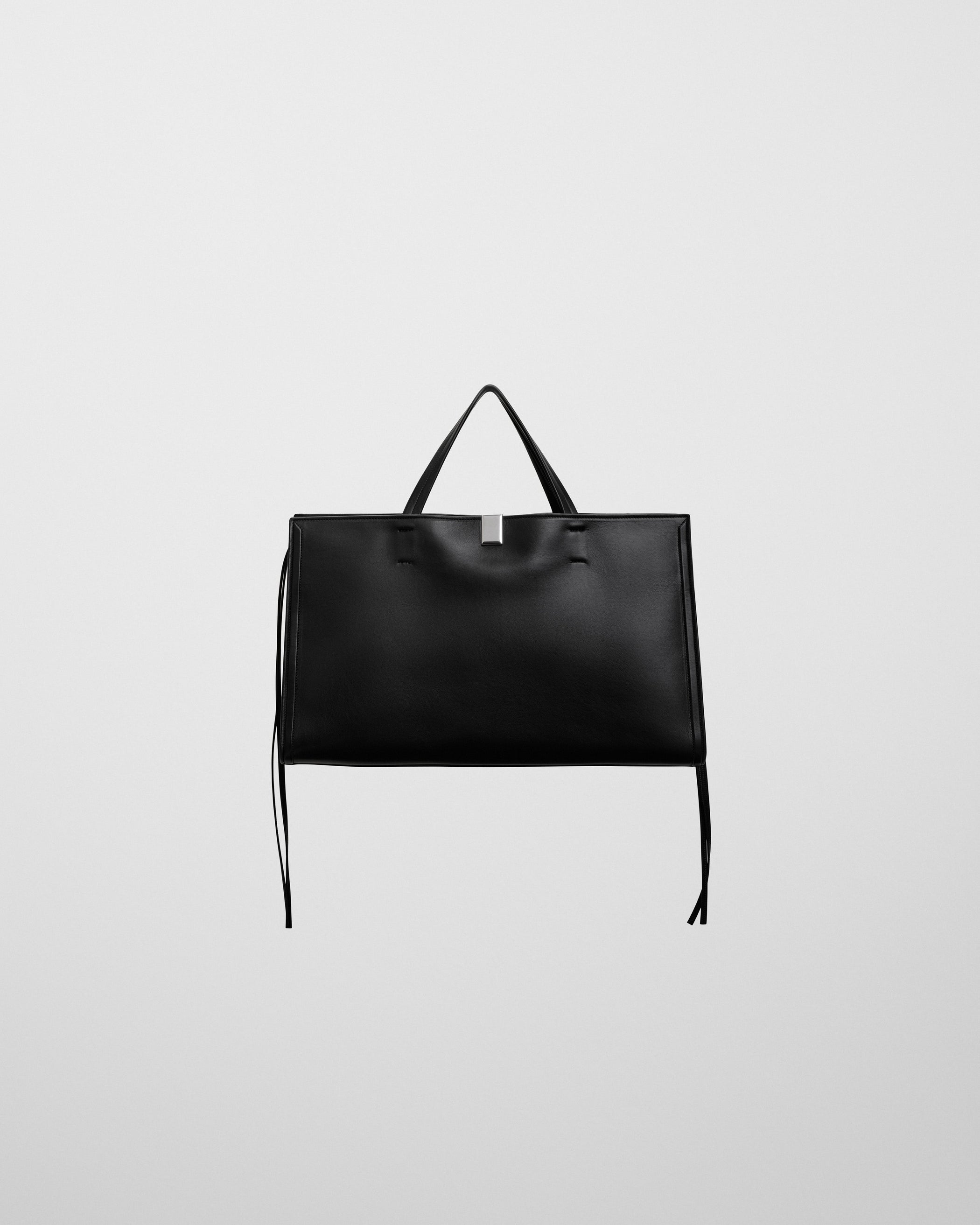 Front view of MEDIUM KIT CABAS BAG in black leather