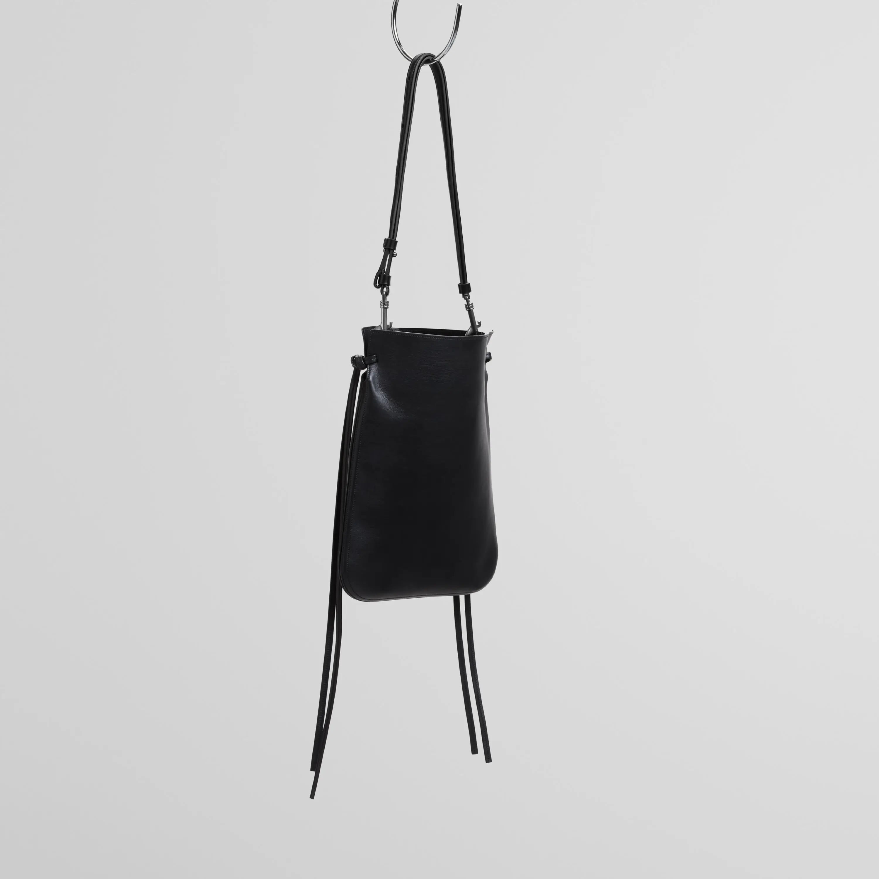 【PHOEBE PHILO】新作 GIG POUCH in khaki leather PHOEBE PHILO | GIG POUCH | BLACK LEATHER WITH SILVER