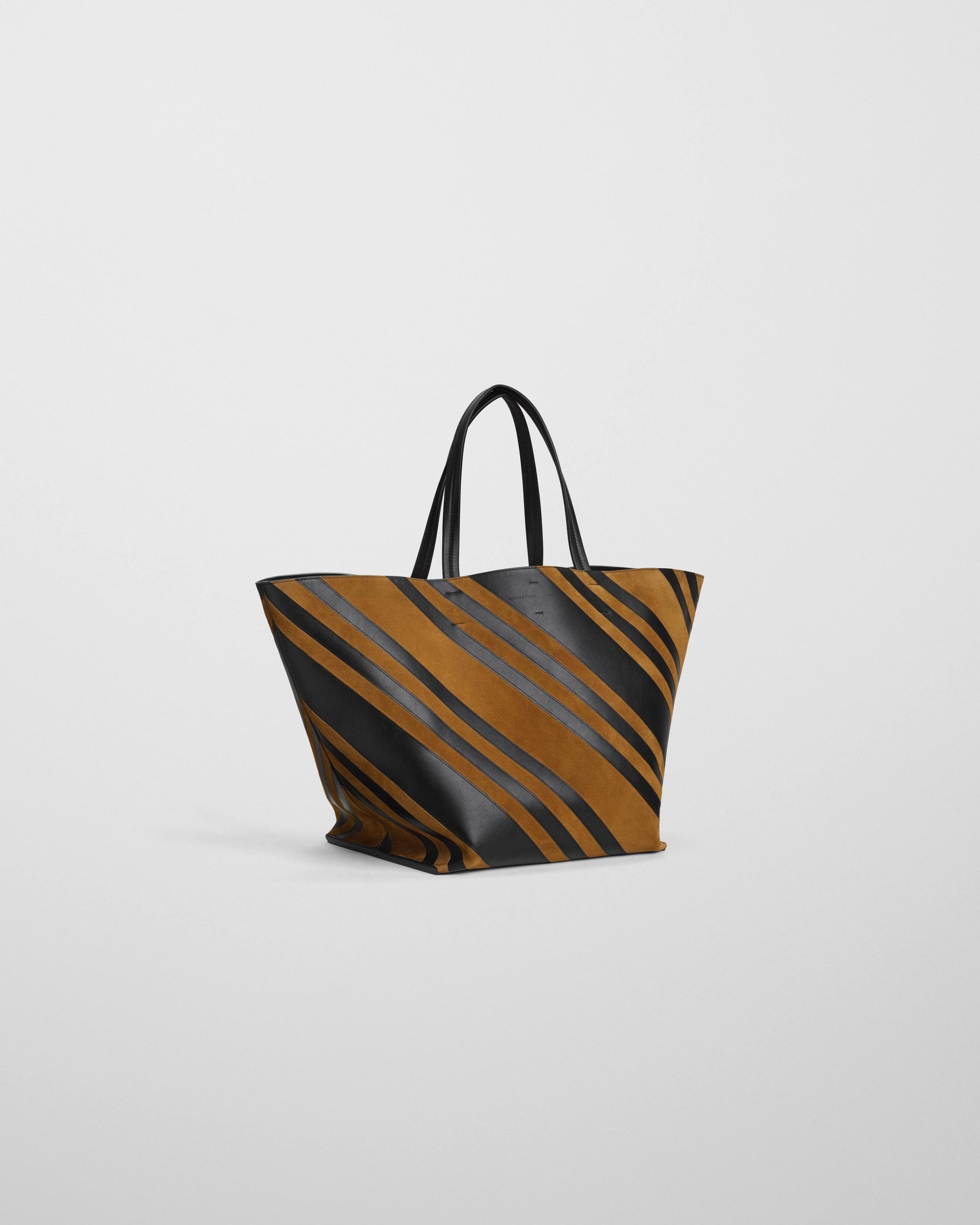 Side view of BASKET CABAS BAG in toffee and black leather and suede