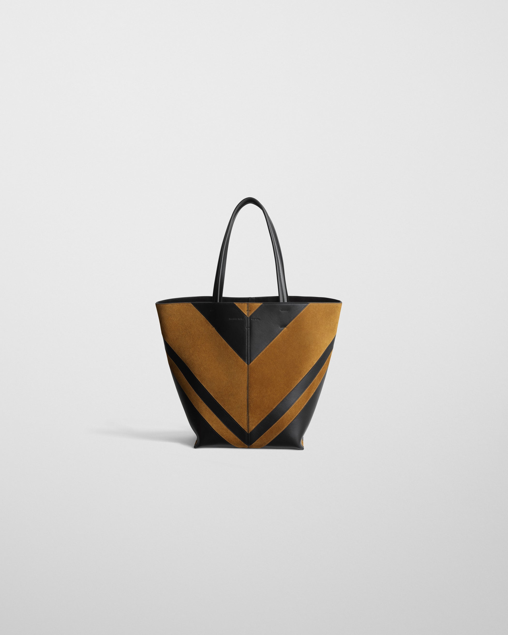 Front view of POT CABAS BAG in black leather and toffee suede