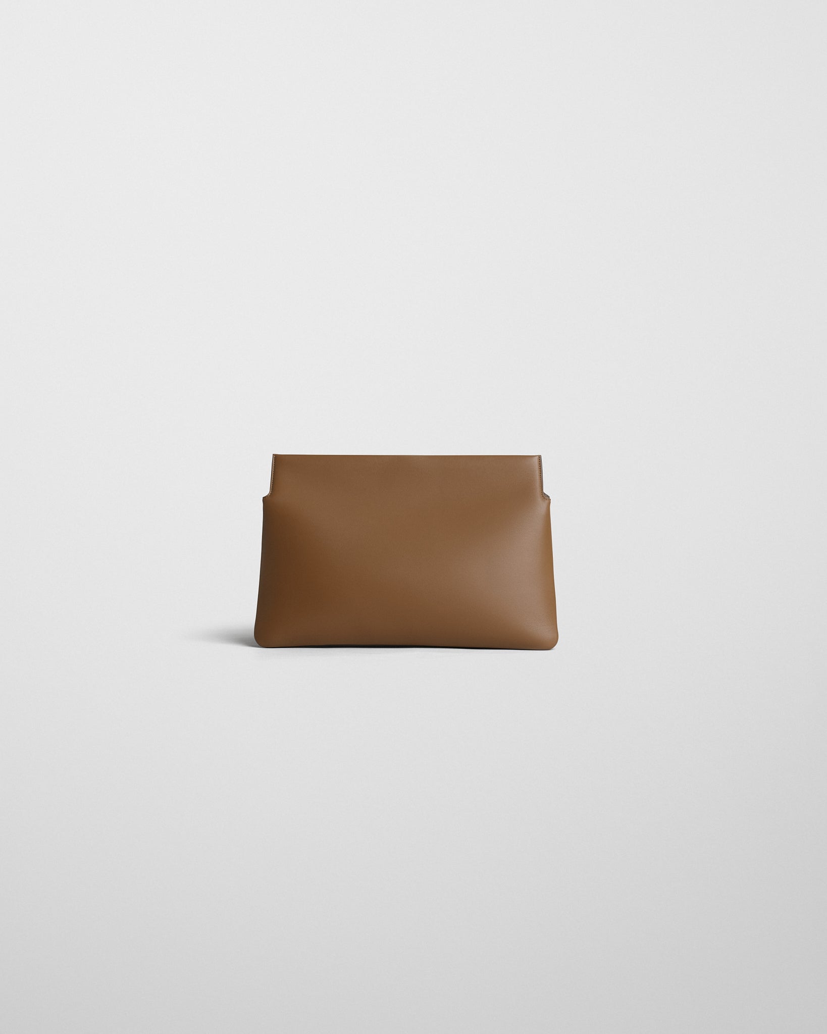 PHOEBE PHILO | TRIPLEX CLUTCH | caramel leather