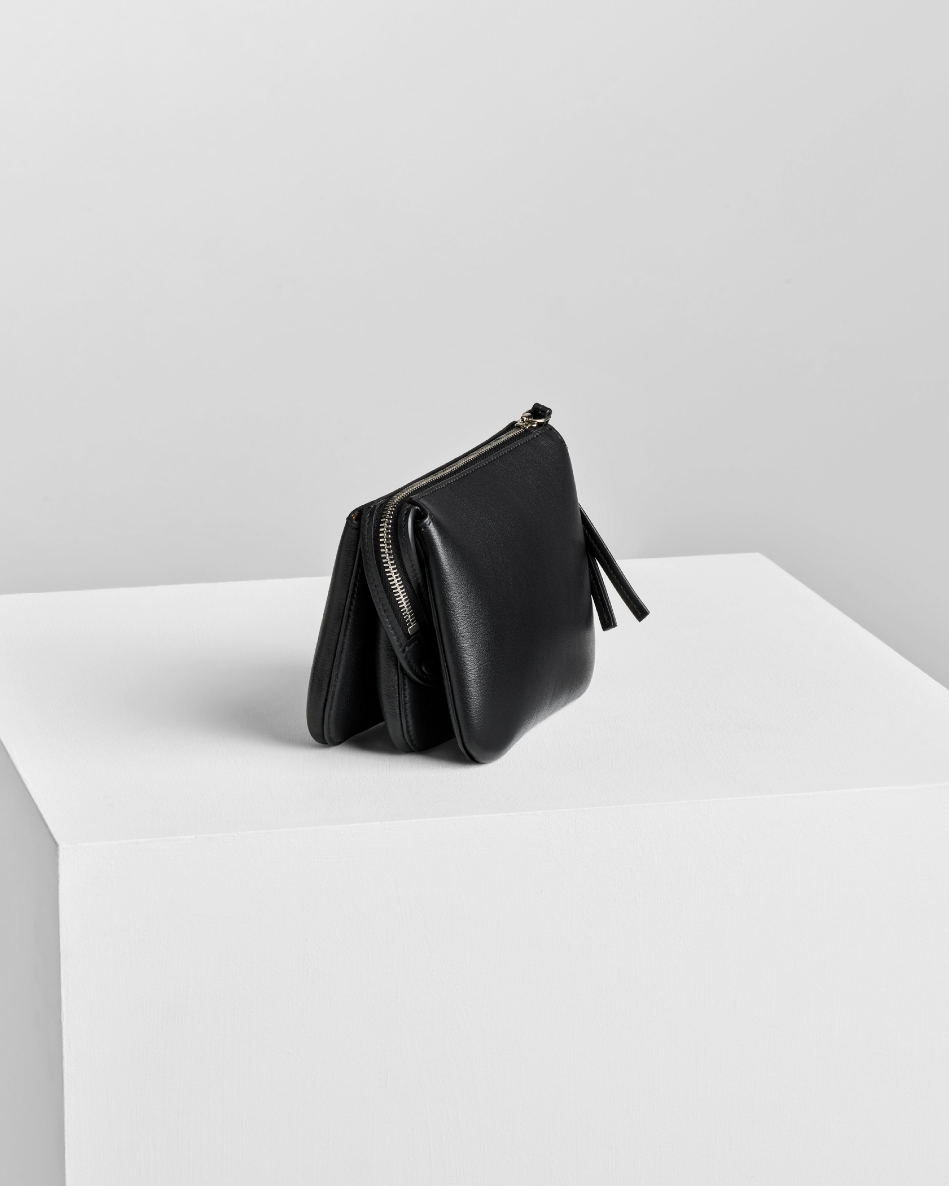 PHOEBE PHILO | POCKET GIG | BLACK LEATHER