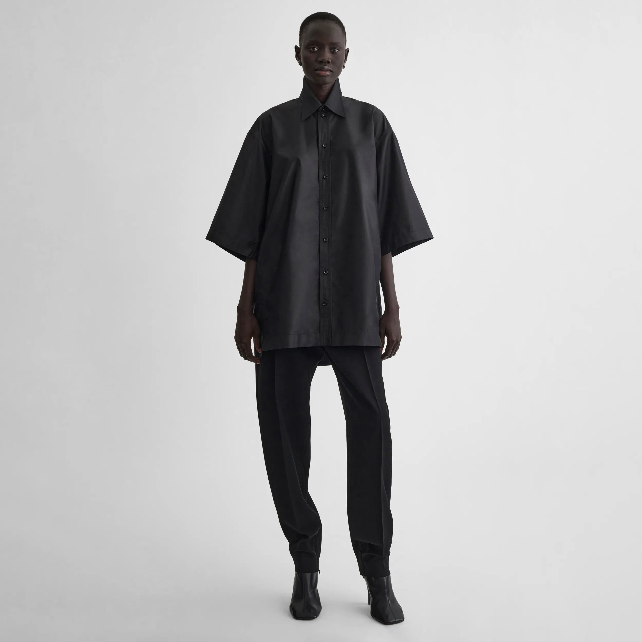 PHOEBE PHILO | SHORT SLEEVE SHIRT | BLACK TECHNICAL TAFFETA