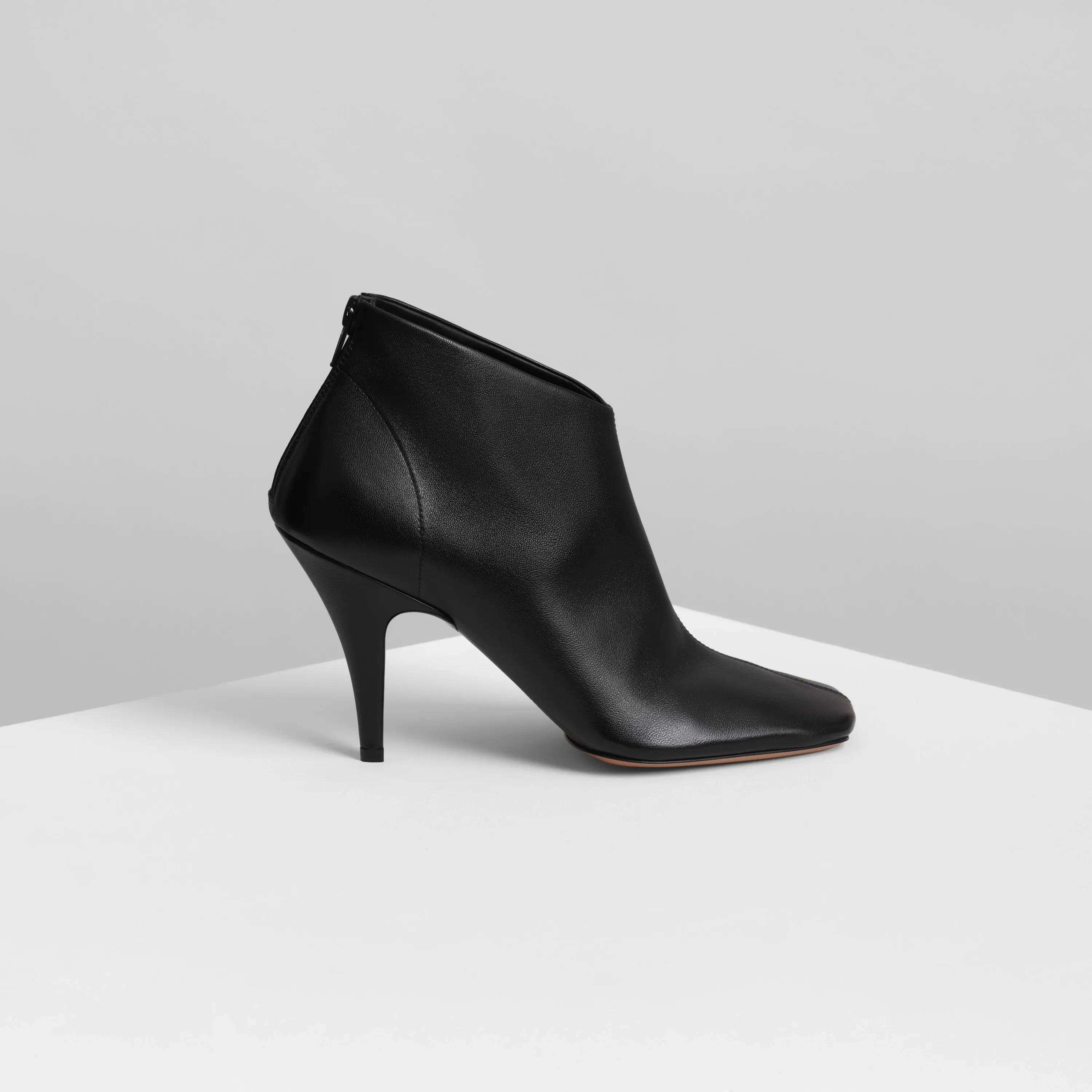 PHOEBE PHILO ソフト ブラックレザー アンクルブーツ 90 PHOEBE PHILO | SOFT ANKLE BOOT 90 | BLACK LEATHER