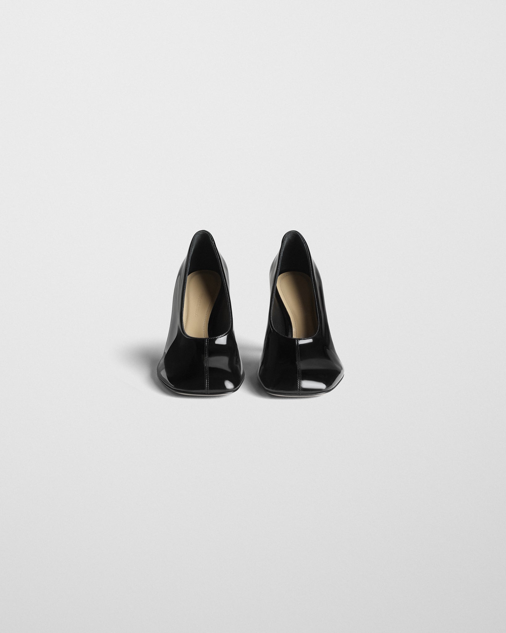PHOEBE PHILO | SOFT PUMP | black patent leather