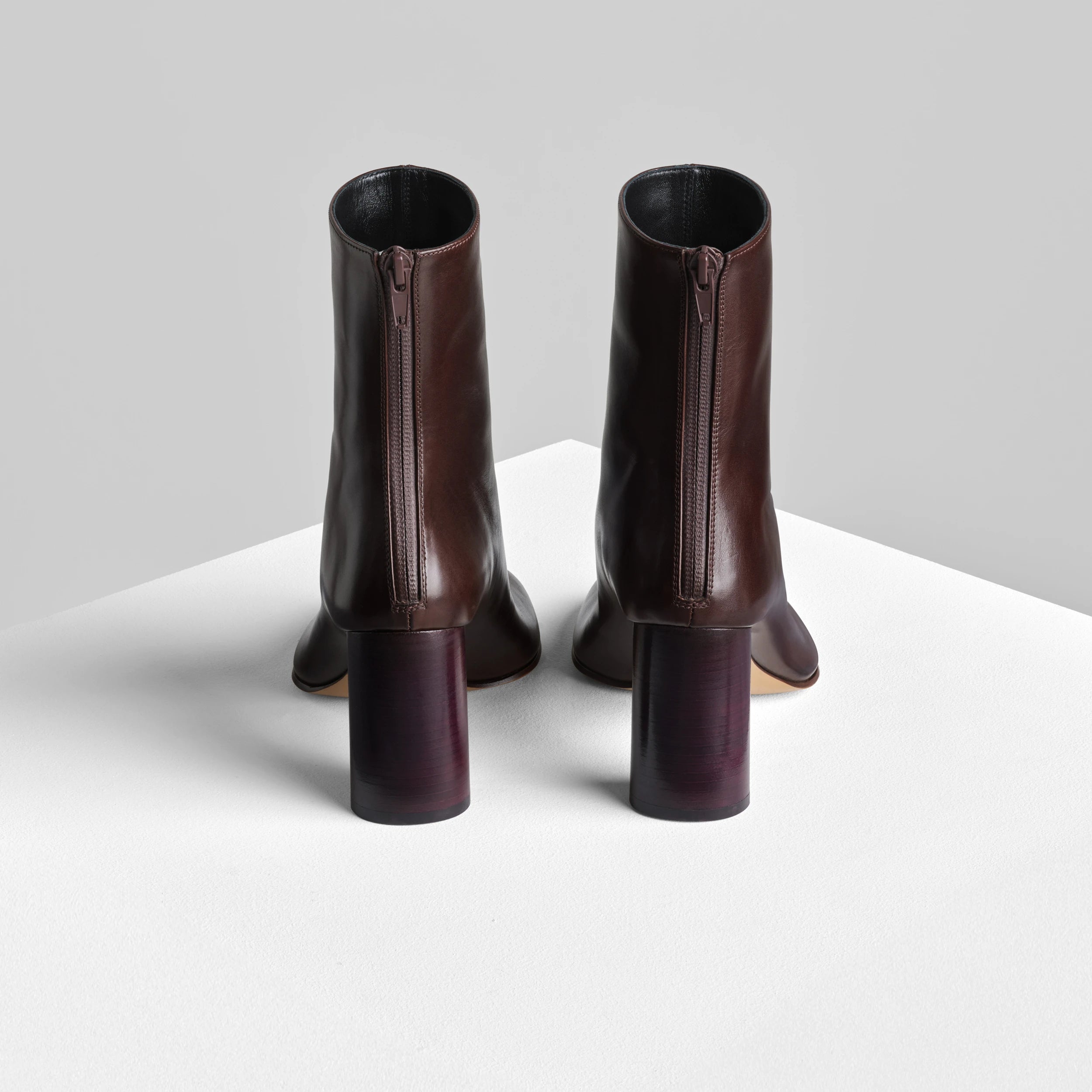 PHOEBE PHILO | TUG ANKLE BOOT | PLUM BROWN LEATHER PHOEBE PHILO | TUG ANKLE BOOT | PLUM BROWN LEATHER