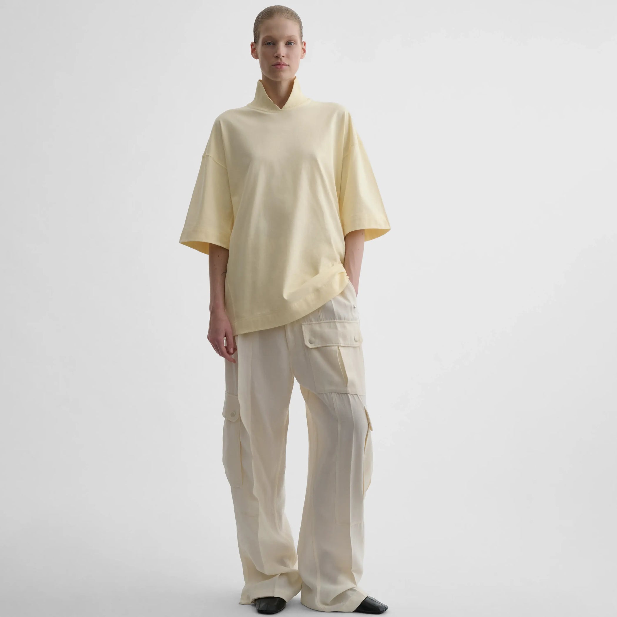 CUT COLLAR T-SHIRT | cream cotton