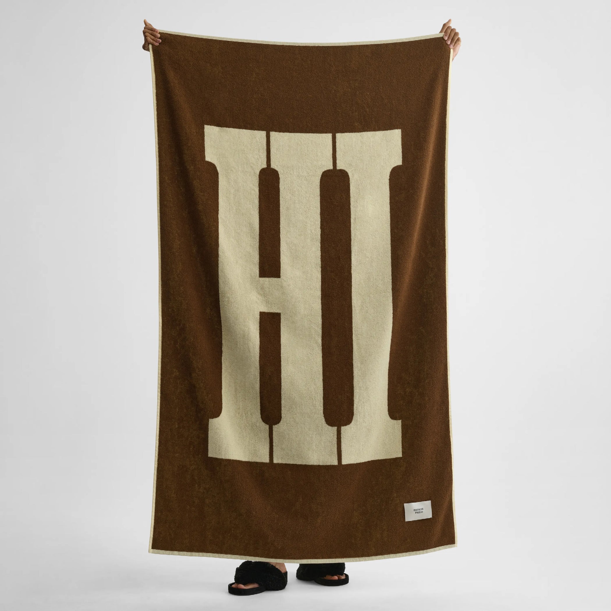 Front view of hi towel in vanilla cotton towelling 
