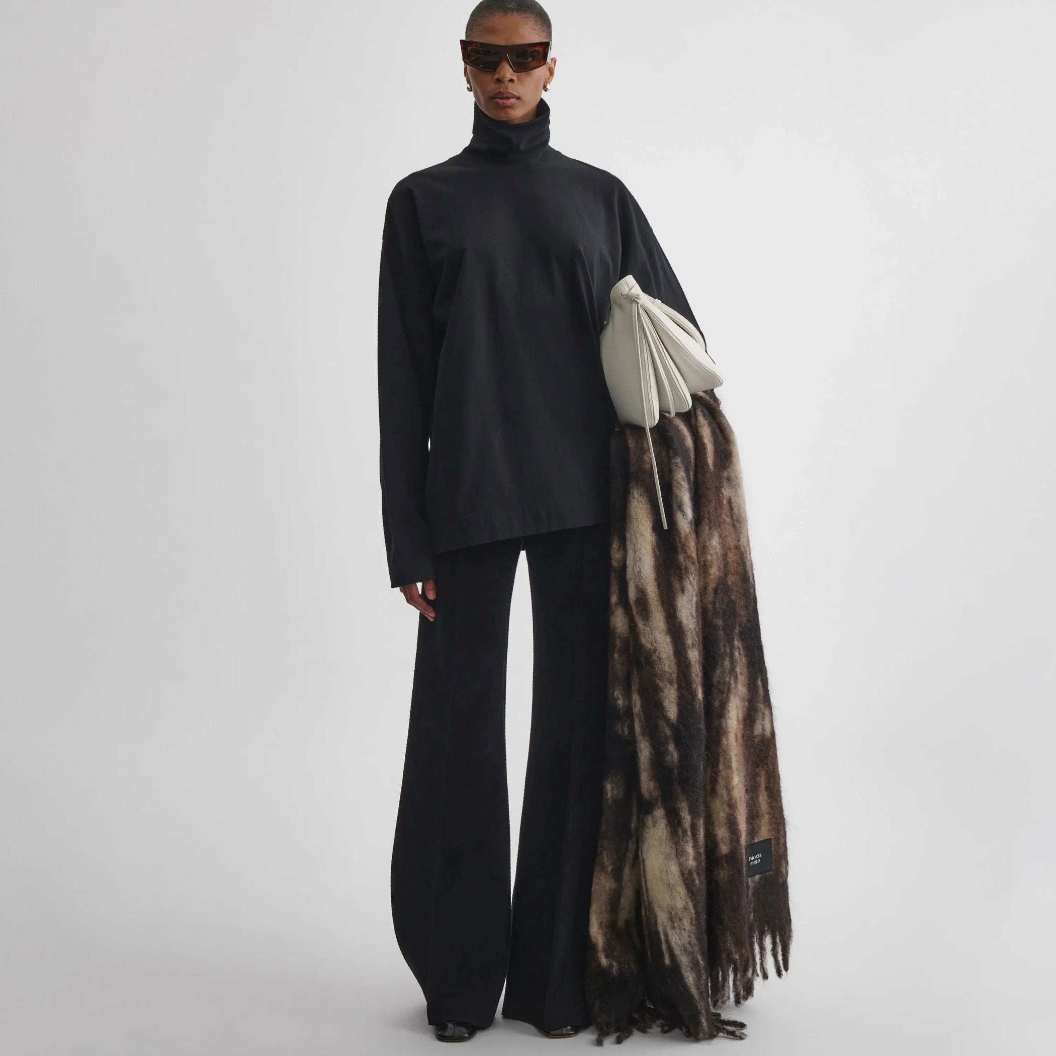 STRUCTURED FLARE TROUSERS | black chenille