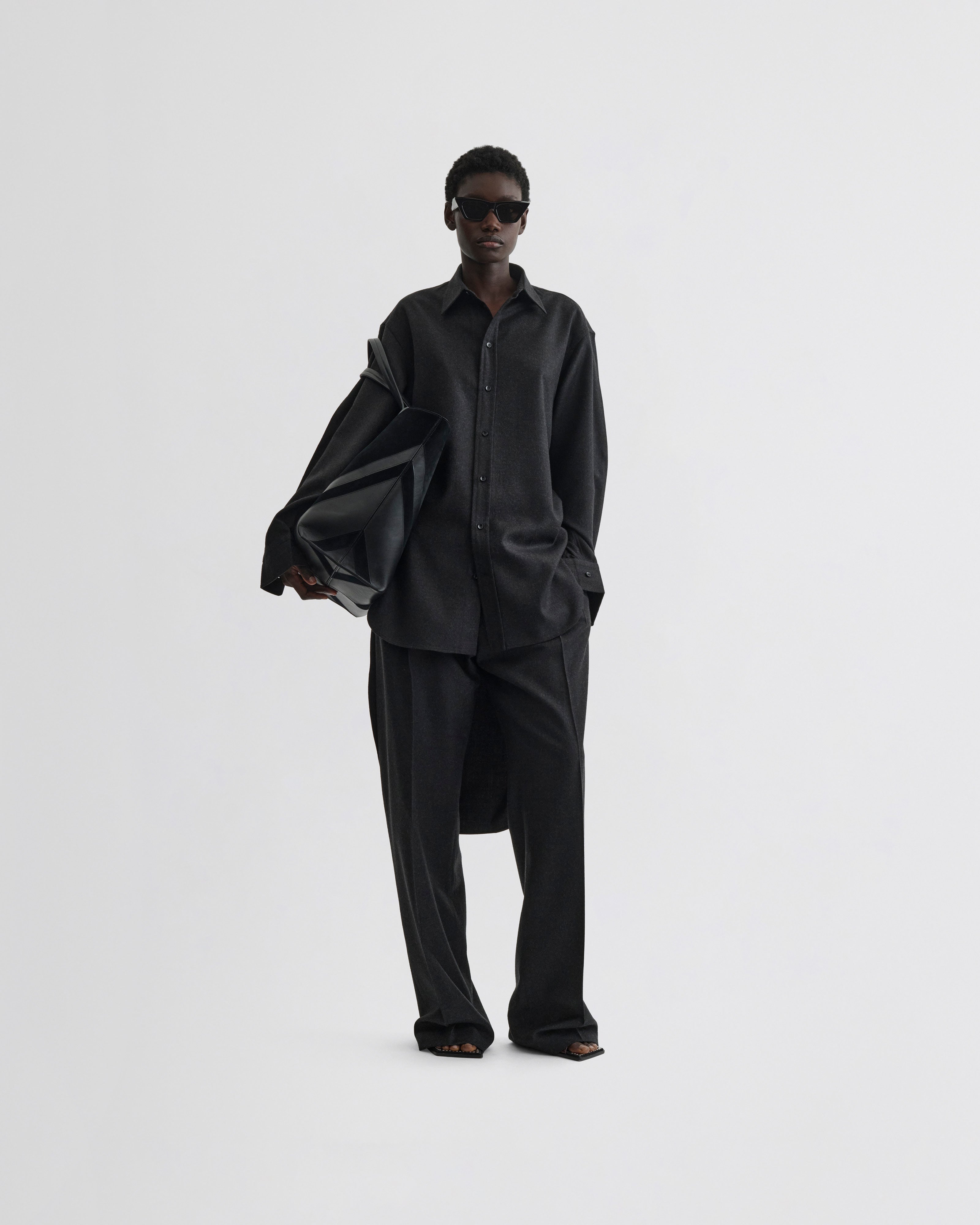 PHOEBE PHILO | ELONGATED SHIRT | CHARCOAL WOOL