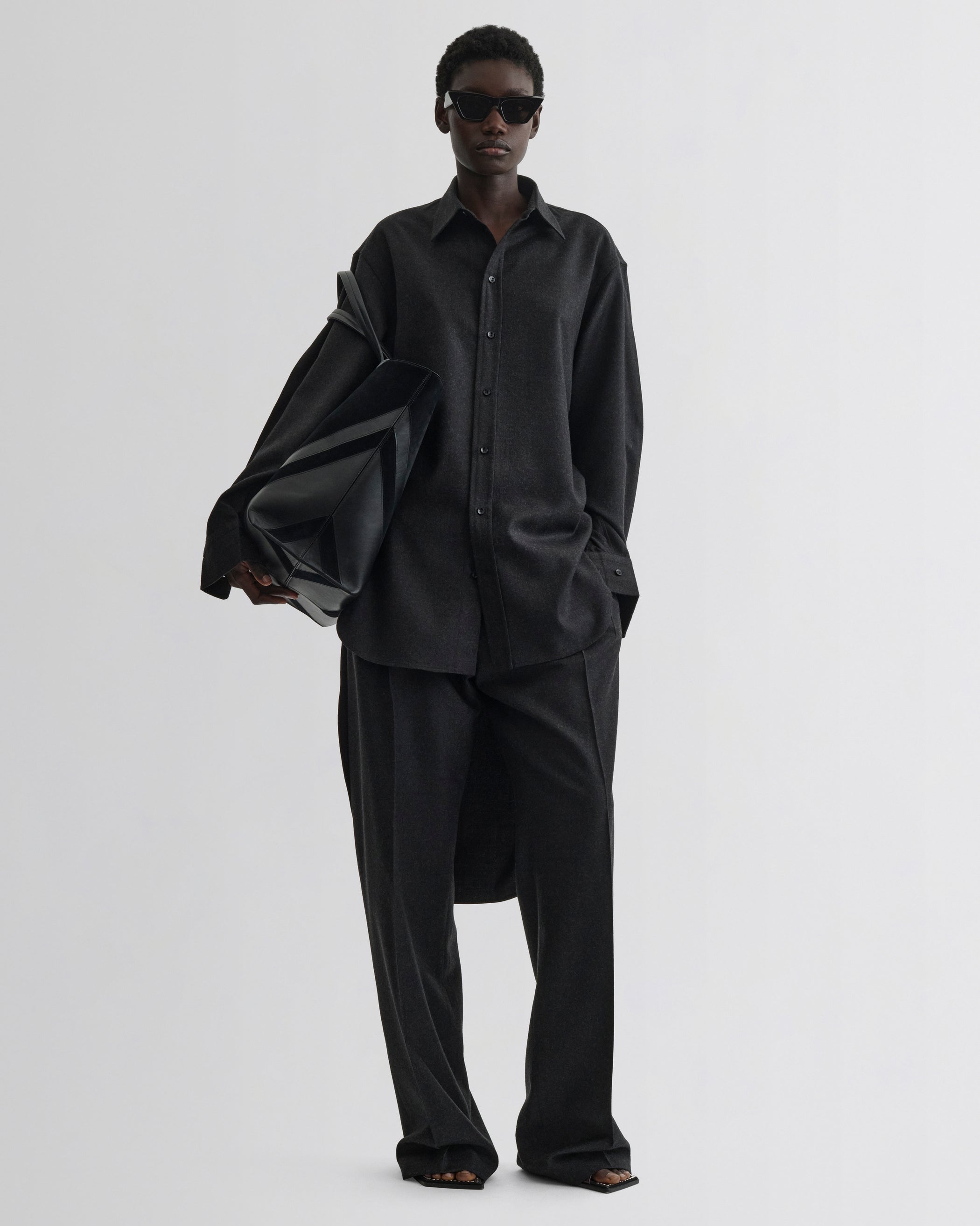 ELONGATED SHIRT | charcoal wool