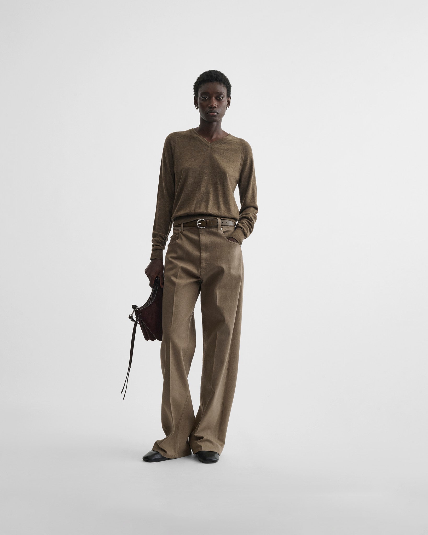 PHOEBE PHILO フィービーファイロ 25AW SHRUNK V-NECK SWEATER Vネックニットセーター CK102 YW4575 828TP ブラウン S PHOEBE PHILO | SHRUNK V-NECK | TAUPE WOOL