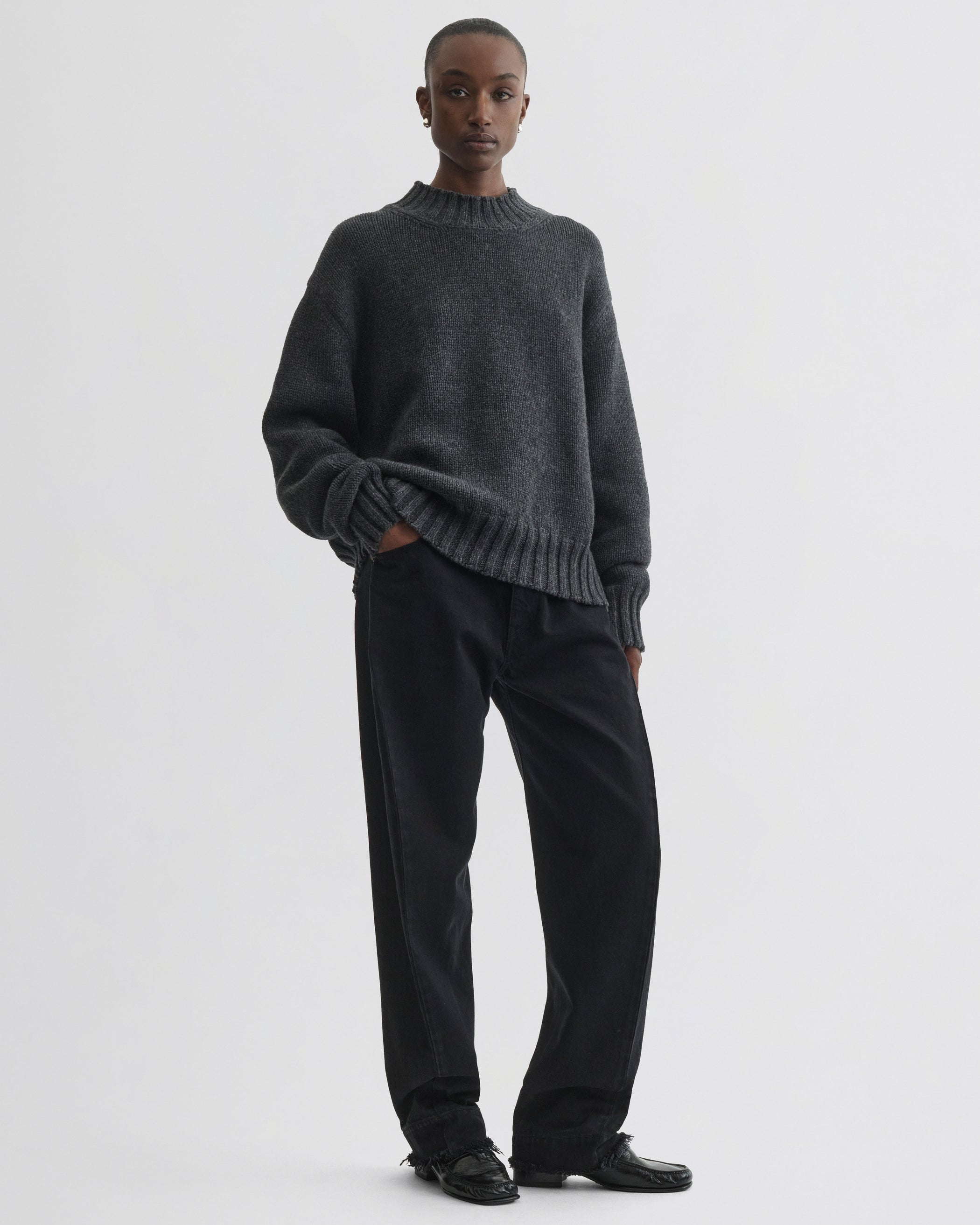 Full view of model wearing Crewneck Jumper in grey cashmere