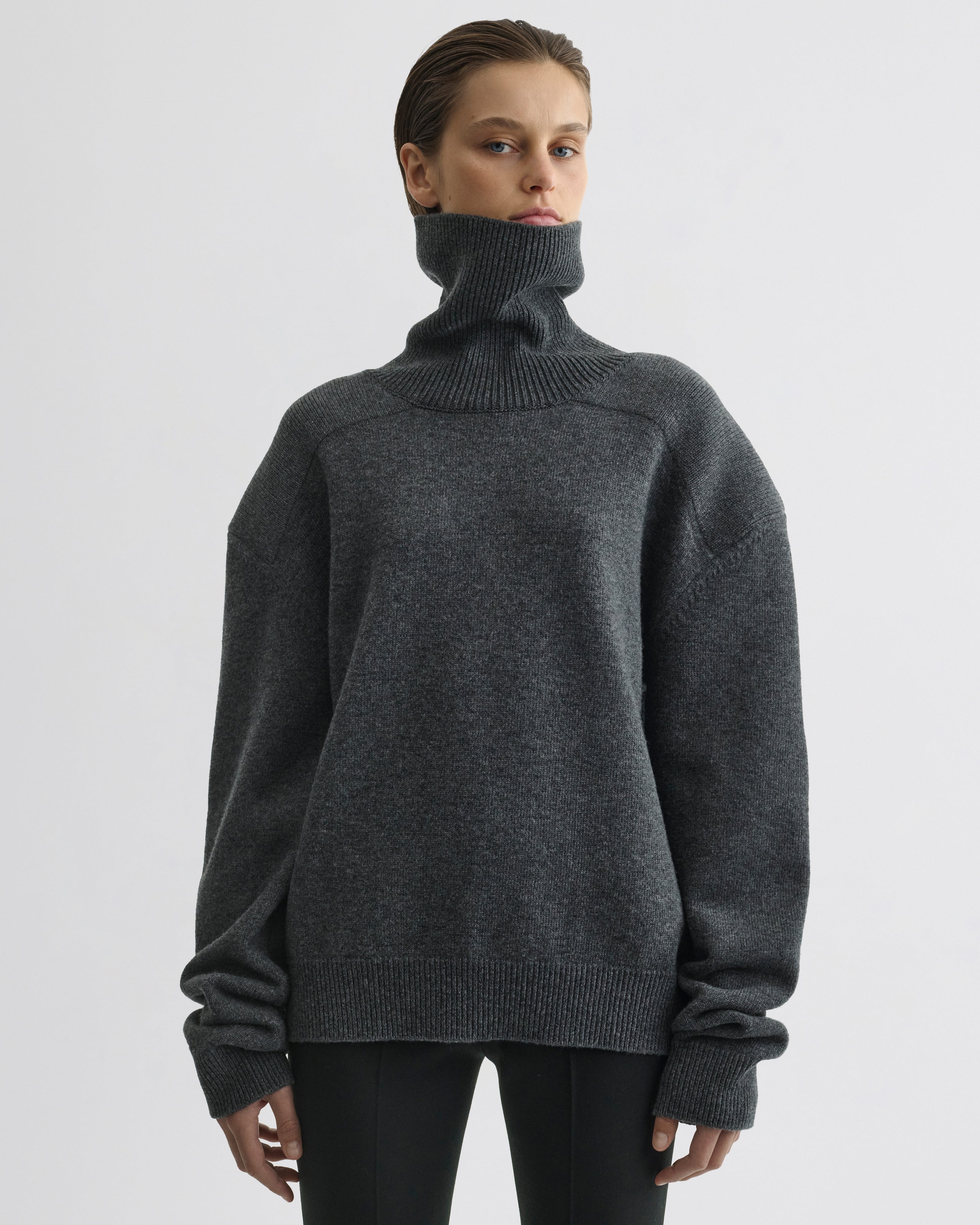 PATCH SHOULDER JUMPER | grey melange wool cashmere