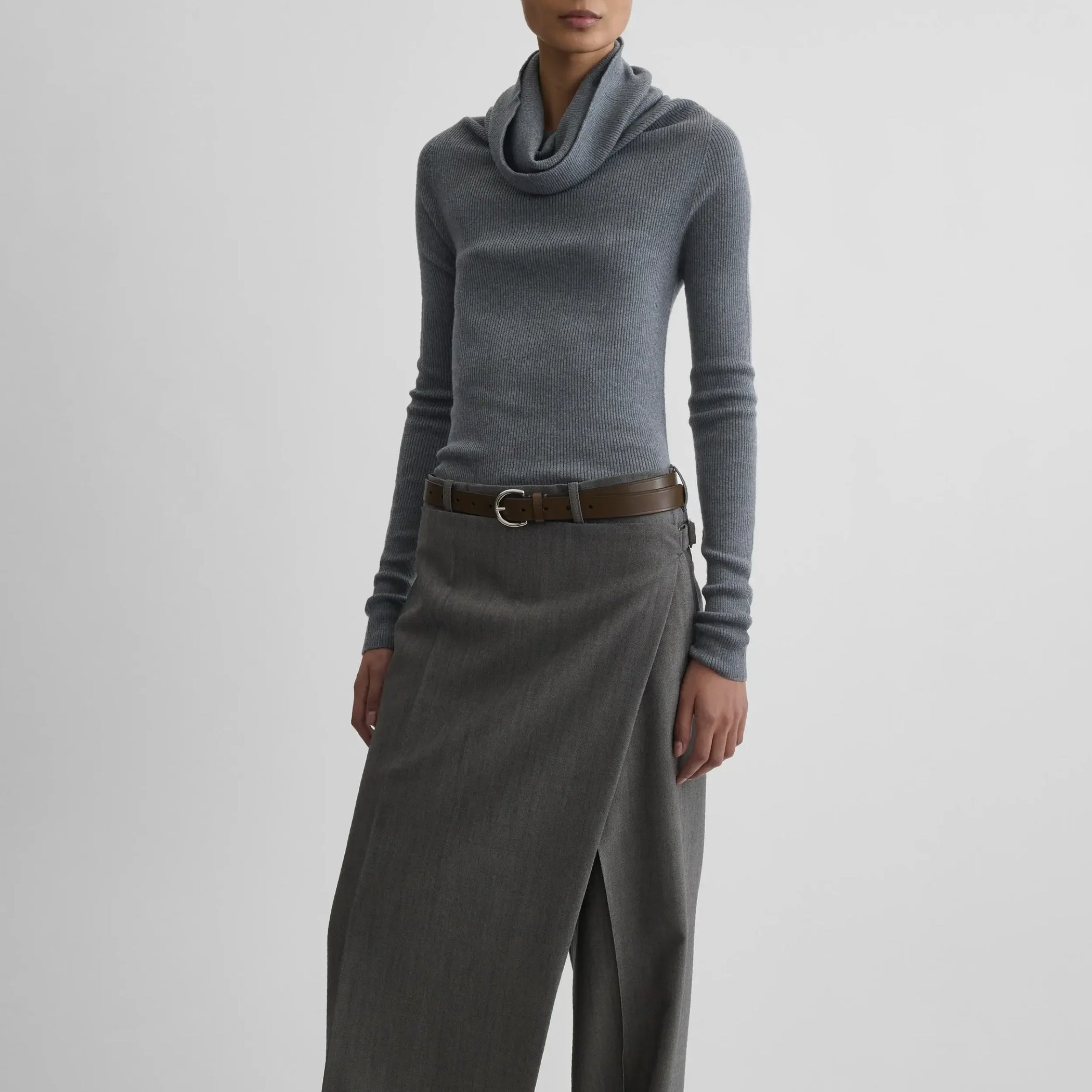 Front view of model wearing FOLDOVER TOP in melange grey wool
