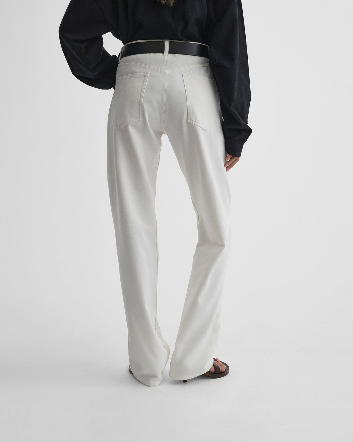 CLASSIC JEANS | plaster white cotton