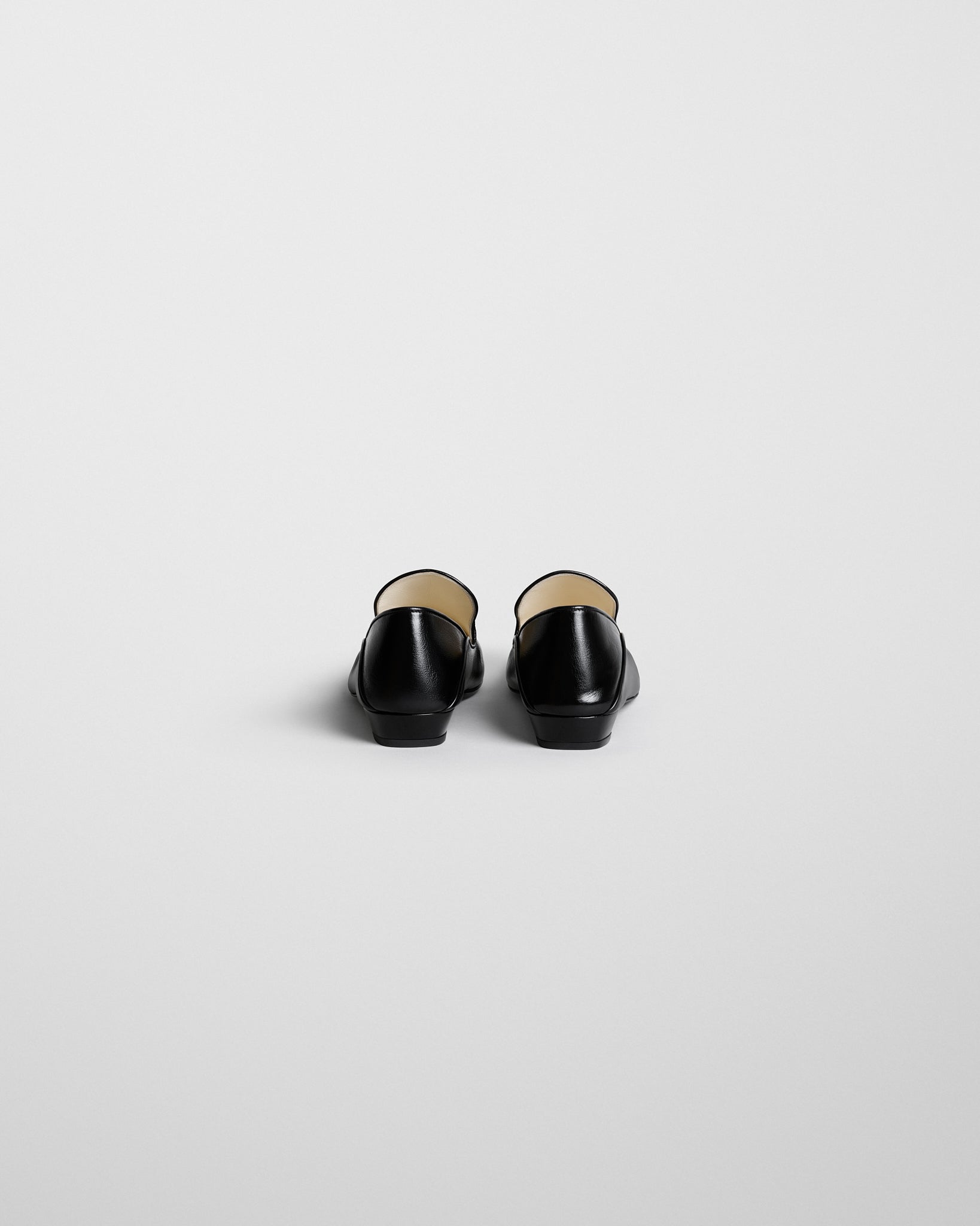 View of MAN'S SLIPPER 20 in black leather