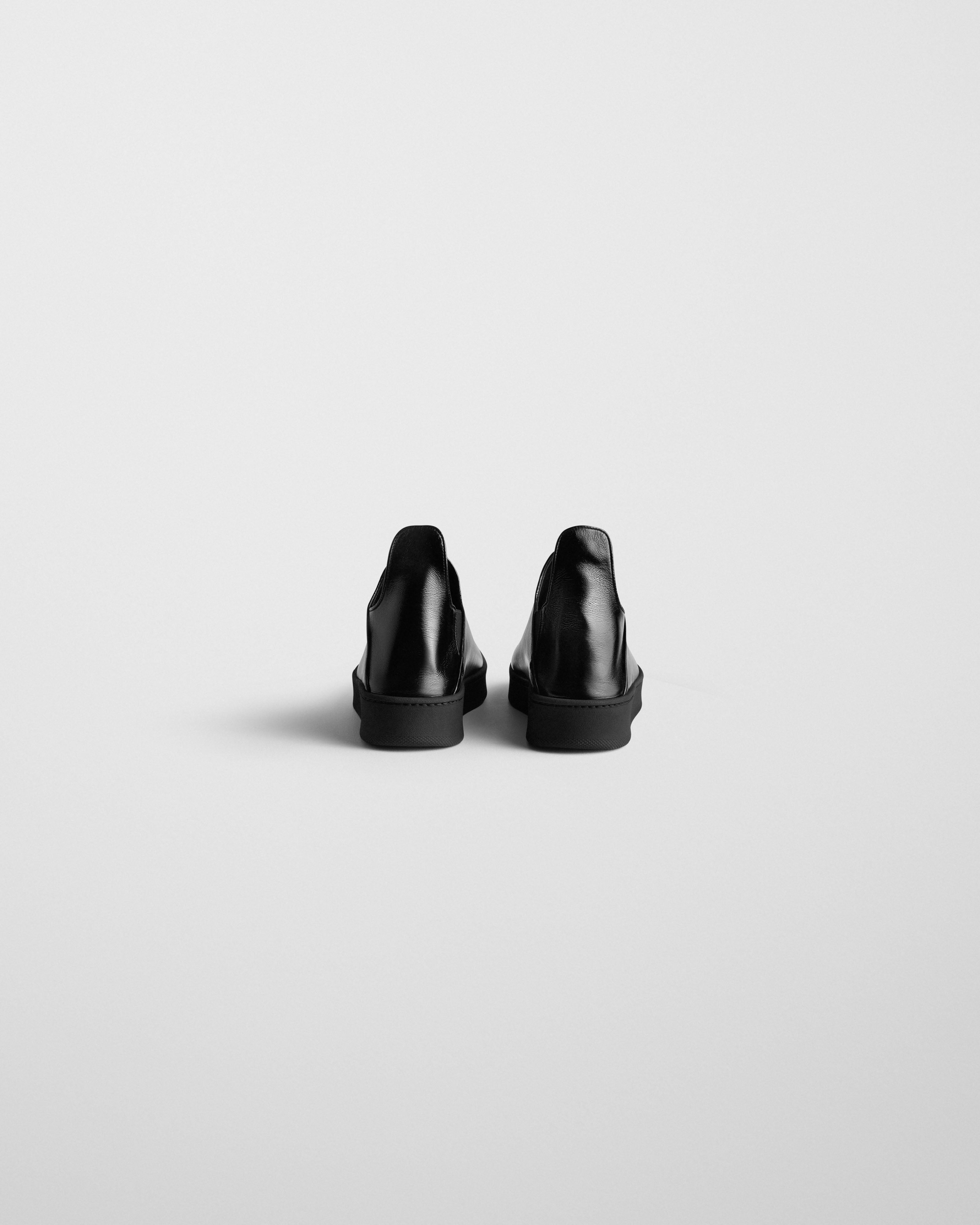 PHOEBE PHILO | SLIP ON SNEAKER | BLACK LEATHER