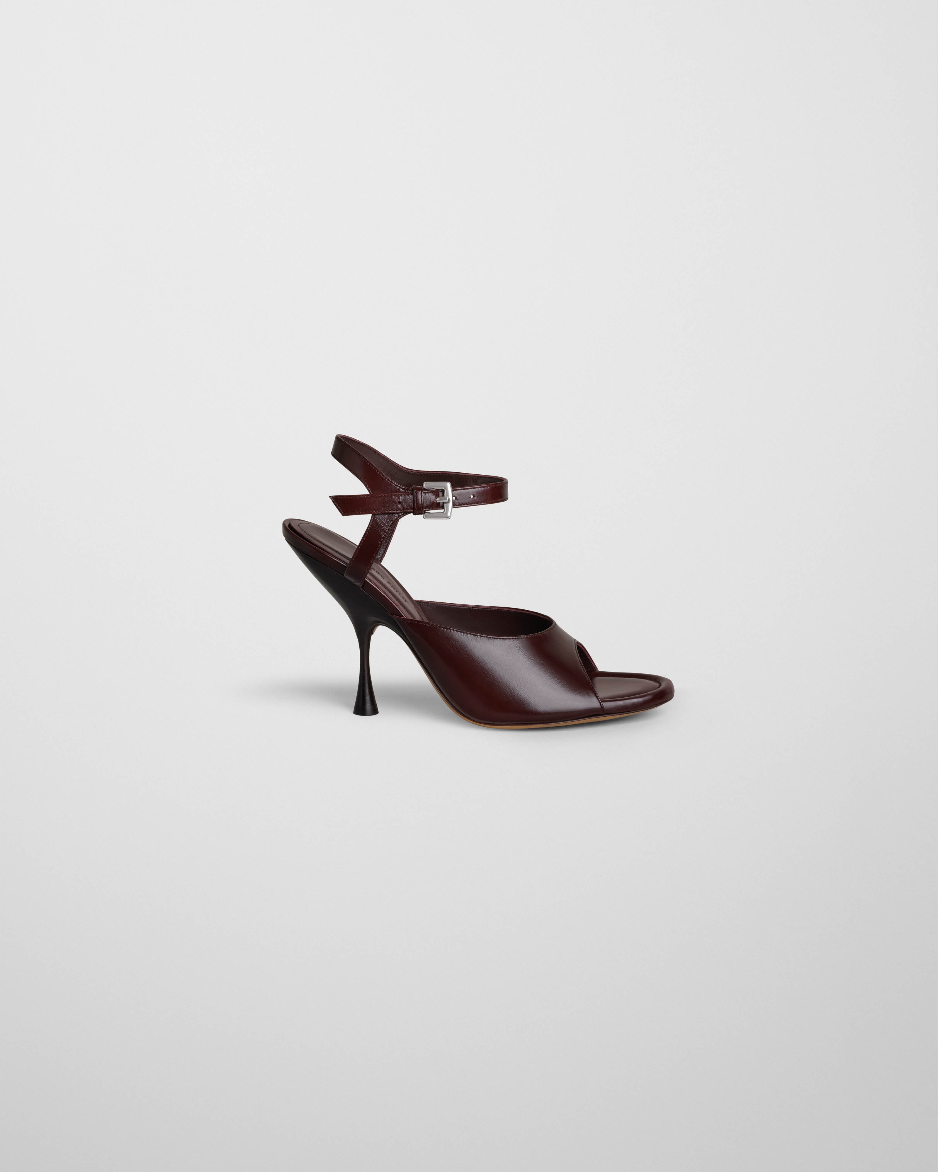 PEEP SANDAL | oxblood leather