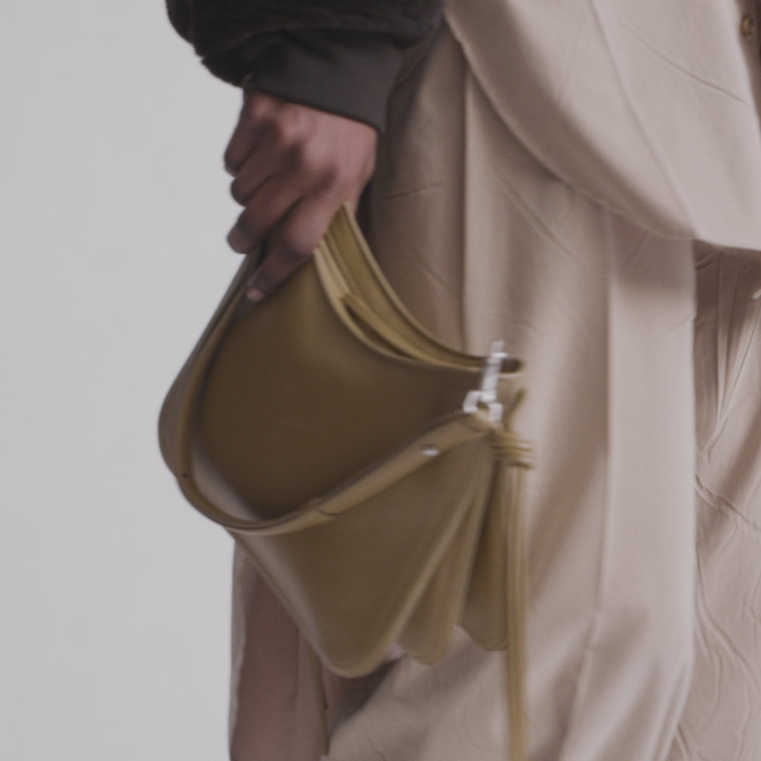 PHOEBE PHILO | SMALL GIG BAG | COOKIE LEATHER